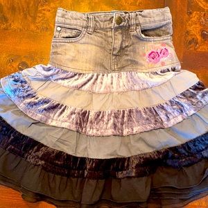 Ruffled skirt for a girl size 4T.